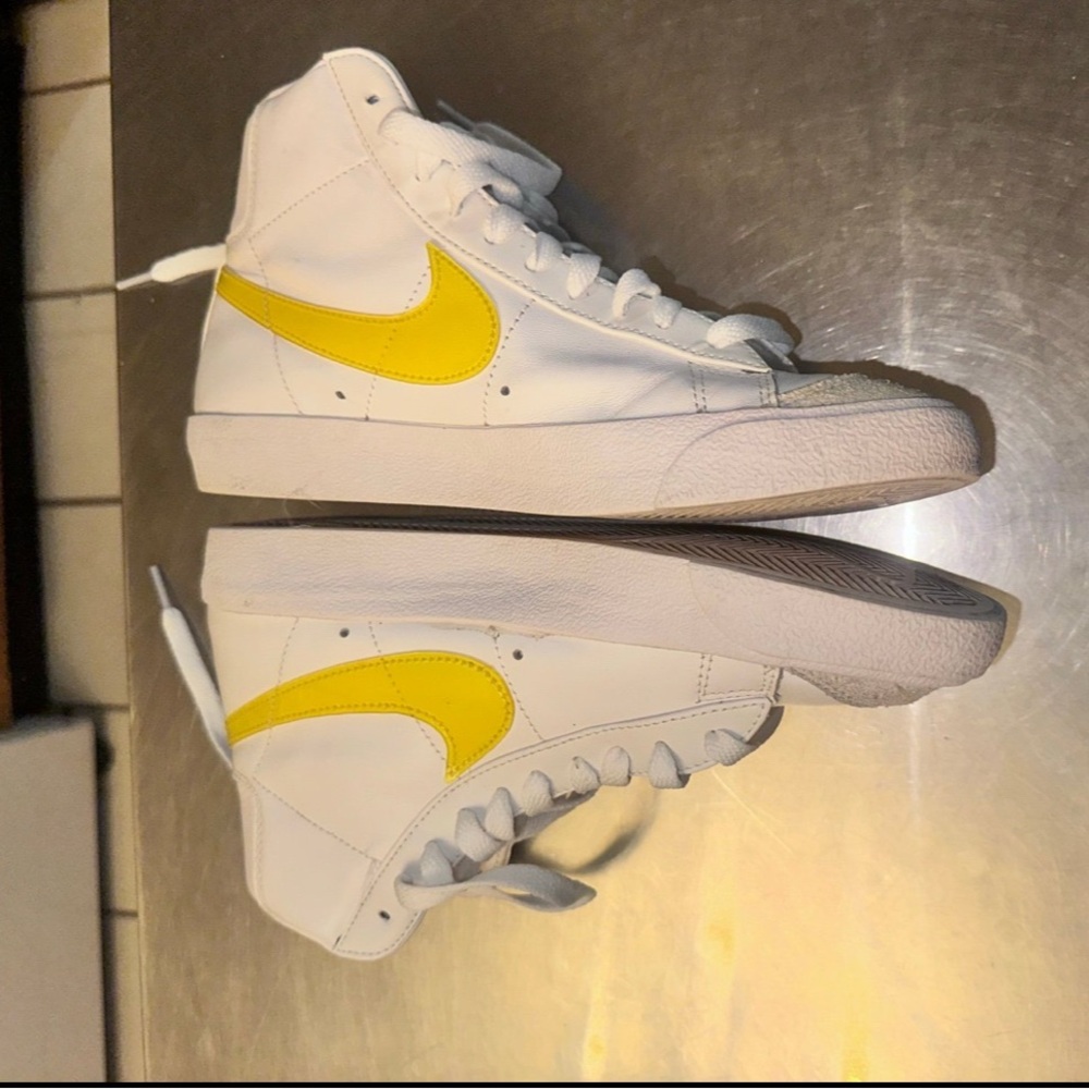 White and Yellow High-Top Sneakers - Picture 3 of 7